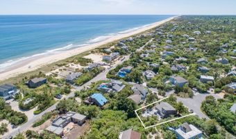 16 Dune Ln, Amagansett, NY 11930