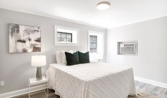 1708 NEWTON St NW 104, Washington, DC 20010