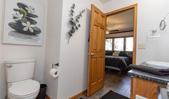 574 Pleasant View Dr NW, Alexandria, MN 56308