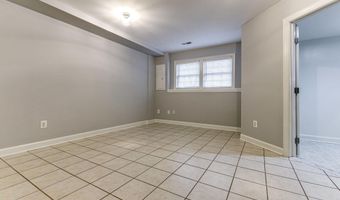 953 HARRISON Cir, Alexandria, VA 22304