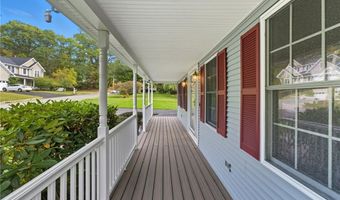 17 Doire Rd, Cumberland, RI 02864
