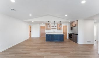 322 Old Glory Dr NE, Alexandria, MN 56308