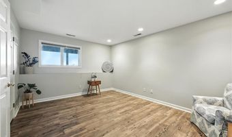 469 North Ln, Bristol, RI 02809