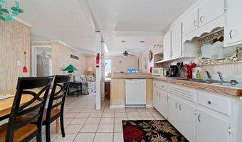 401 E Atlantic Blvd, Atlantic Beach, NC 28512