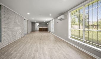 5667 Asphodel Dr, Baton Rouge, LA 70806