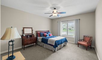 904 Eagle Creek Blvd SW, Altoona, IA 50009