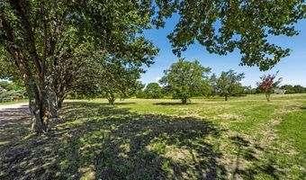 214 Cedar Tree Ln, Heath, TX 75032