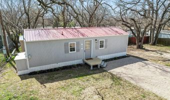 88 Live Oak St, Alvarado, TX 76009