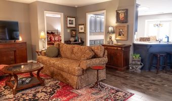 2528 Jasmine Dr, Benton, AR 72015