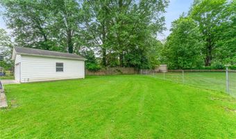 3350 Black Oak Ln, Austintown, OH 44511
