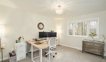 755 Sand Run Rd, Akron, OH 44313