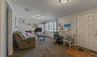 26 Warren Dr, Aberdeen, NJ 07747