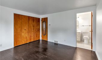 16 Newgate Rd, Amherst, NY 14226