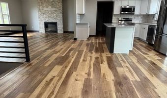 402 S HWY 14, Aurora, NE 68818