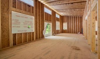 54 Hawks Point Rd, Beattyville, KY 41311