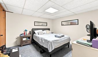270 N Brookfield Rd, Barre, MA 01005
