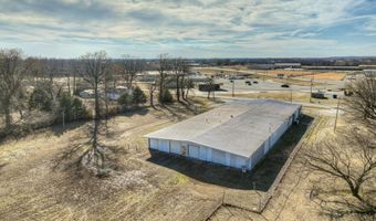 2800 Roberts Rd, Baxter Springs, KS 66713