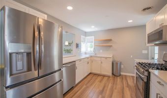 1 Knollwood Dr, Cumberland, RI 02864