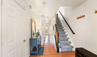 21071 MOSSY GLEN Ter, Ashburn, VA 20147