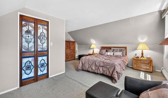 29 Ormont Ln, Aberdeen, NJ 07747