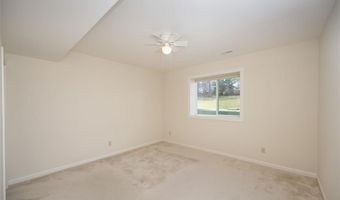 719 Clayton Corners Dr, Ballwin, MO 63011