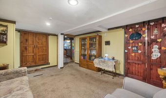 4737 W BROADWAY Dr, Appleton, WI 54913