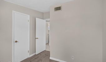 87 SARATOGA Cir S, Atlantic Beach, FL 32233