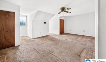 168 Springhouse Rd, Allentown, PA 18104