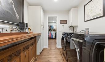 347 McCoy Place Rd, Aleppo, PA 15143