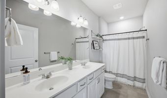 4215 NW Cedarwood Dr, Ankeny, IA 50023