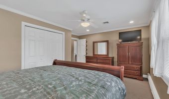 119 East Rd, Belford, NJ 07718