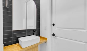 164 Triangle Pine Rd, Fountain Inn, SC 29644