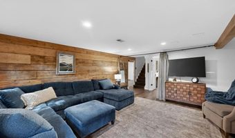 1914 12th Ave NE, Austin, MN 55912