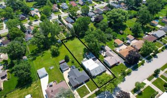 425 S Clarendon Ave, Addison, IL 60101