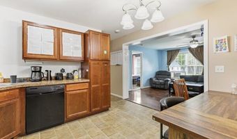 14 Fox Hollow Dr, Auburn, ME 04210