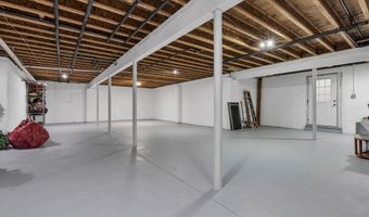 490 Arlington Ave S, Bayville, NJ 08721