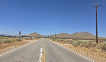 8 Falchion Rd, Apple Valley, CA 92307