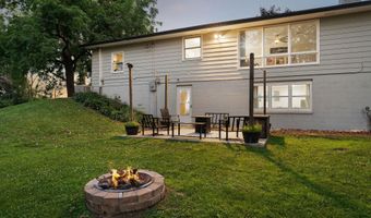 1817 S Shore Dr, Albert Lea, MN 56007