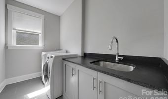 3015 Commonwealth Ave, Charlotte, NC 28205