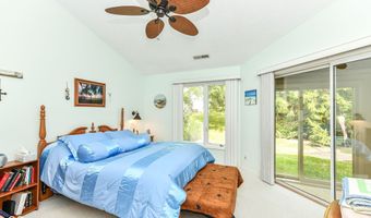8091 Farmhurst Ln, Indianapolis, IN 46236