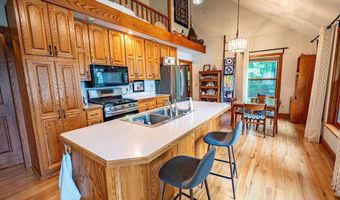 895 Vijobi Trl, Amery, WI 54001