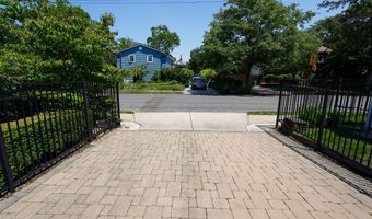 88 3rd Ave, Atlantic Highlands, NJ 07716