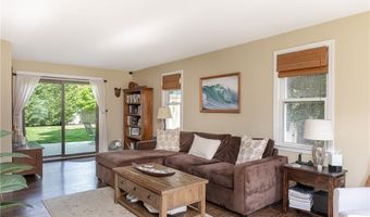 57 Warren Ave, Middletown, RI 02842