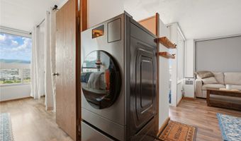 2421 Tusitala St 2201, Honolulu, HI 96815