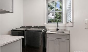 3442 Byrnes St, Charlotte, NC 28205