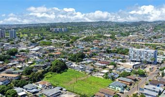 99-147 Mikalemi St, Aiea, HI 96701