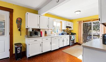 157 Riverside Dr, Augusta, ME 04330