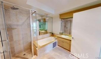 1176 Wellesley Ave 1, Los Angeles, CA 90049