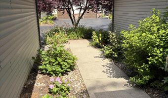 828 Highbanks Dr 21, Allegan, MI 49010