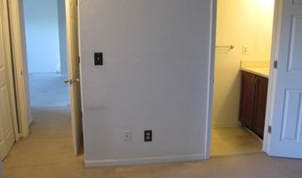 123 Fieldcrest 303, Ann Arbor, MI 48103